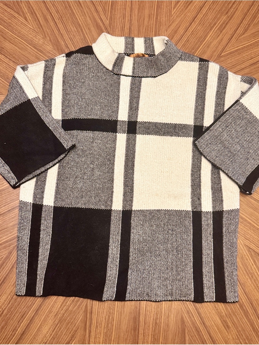 Belldini Black and Cream Plaid Turtleneck Short-Sleeve Sweater